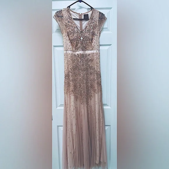 The jewel of the night - Picture 1 of 2